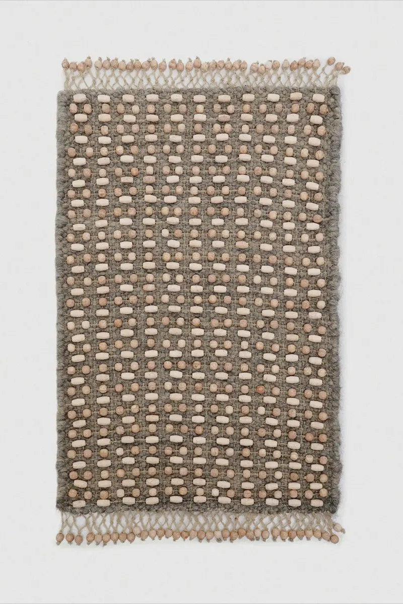 Килим пробудження сірий