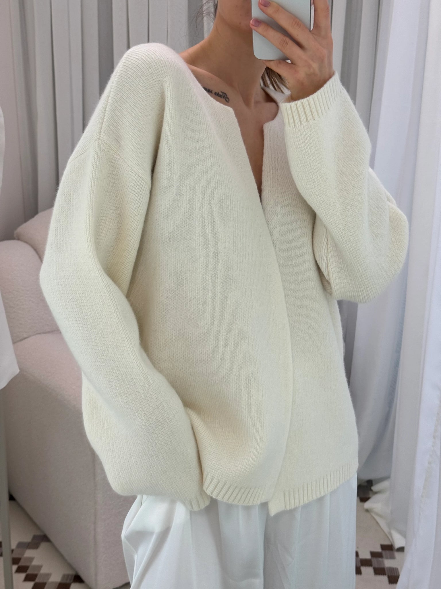 Кардиган з вовни