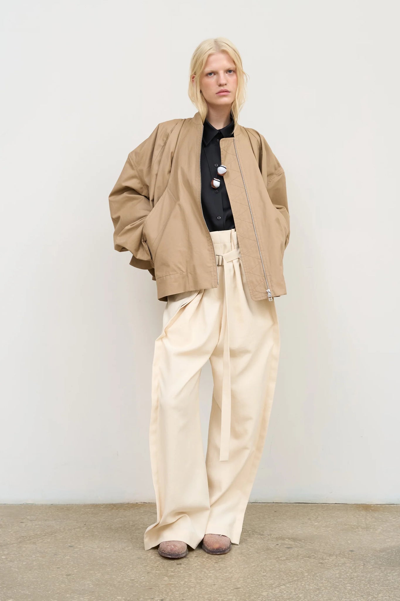 Бомбер BEIGE CAPE OVERLAY BOMBER JACKET