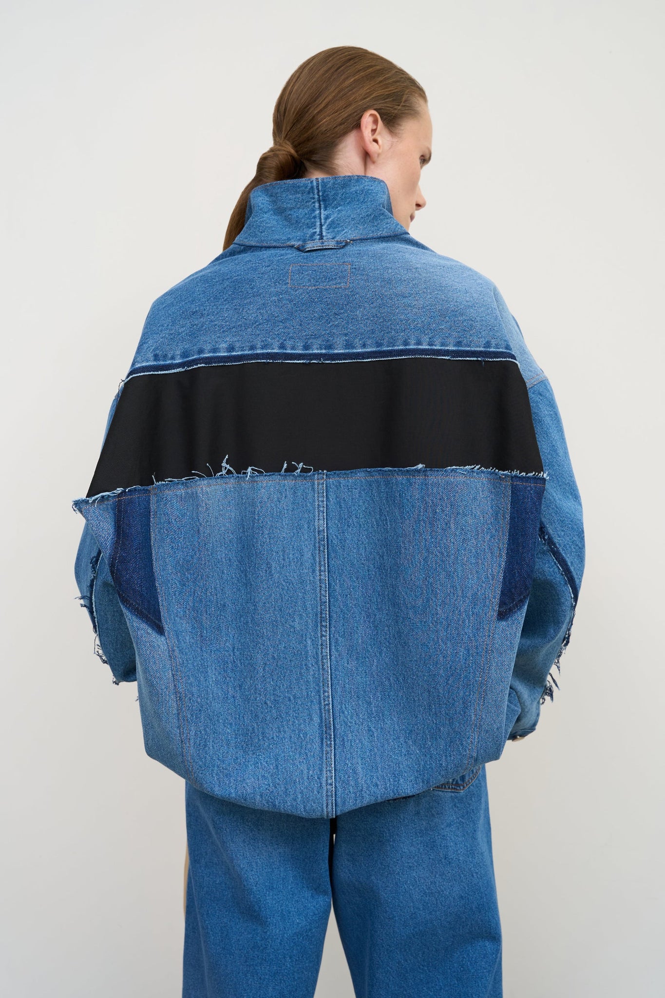 Куртка DENIM JACKET WITH COTTON BACK PANEL