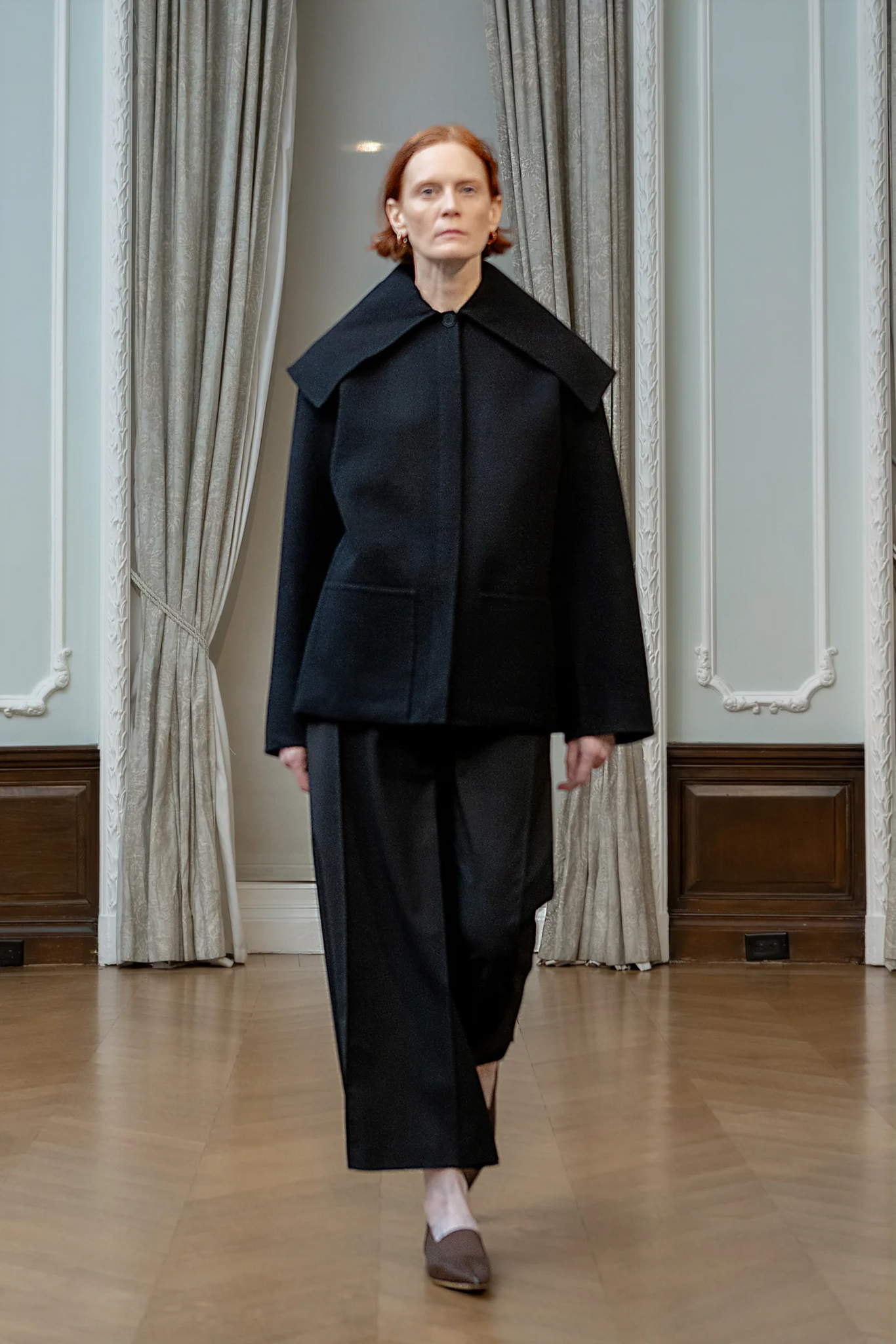 КОРОТКЕ ПАЛЬТО КОЖУХ