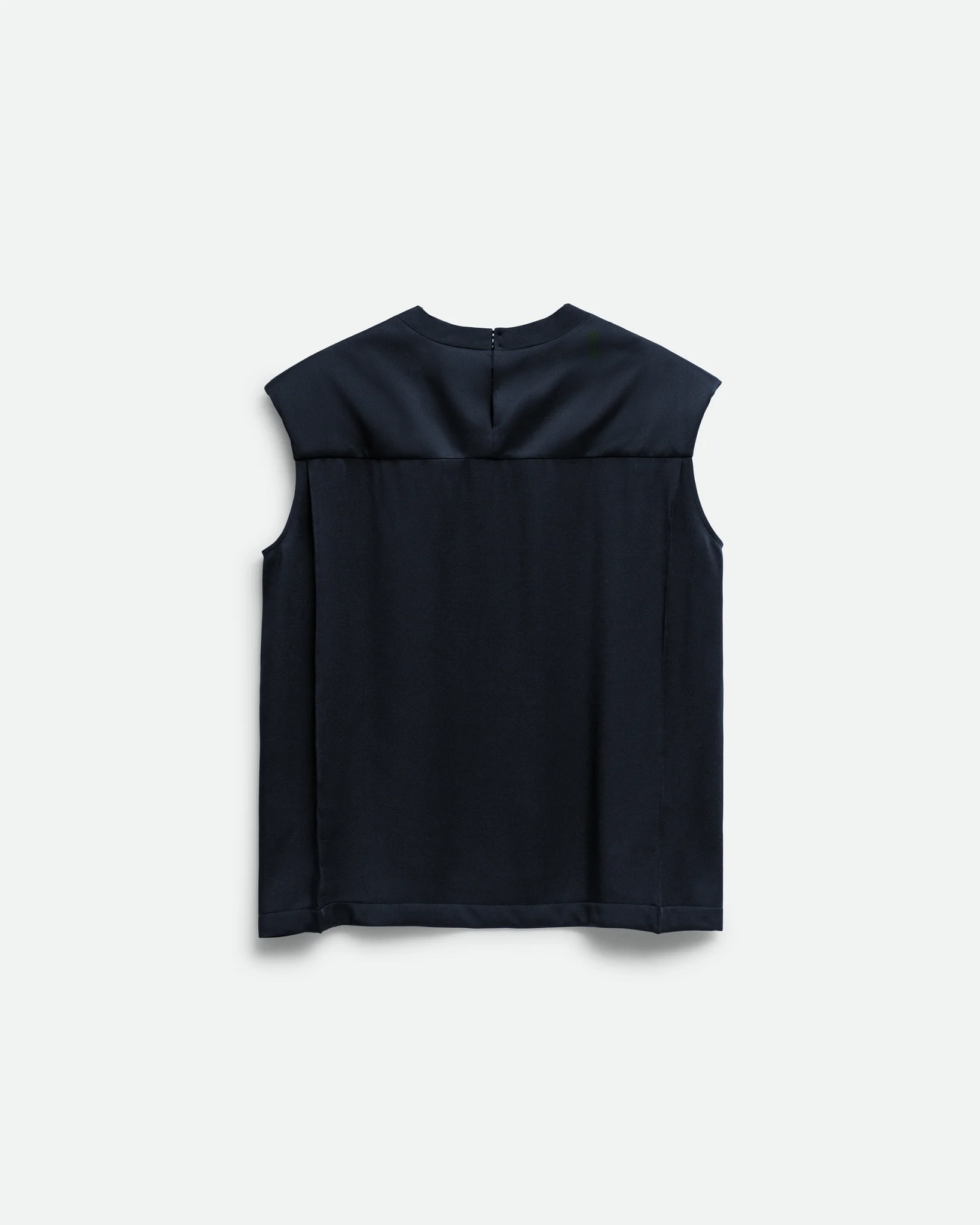 ТОП З КВАДРАТНИМ ВИРІЗОМ ЧОРНИЙ