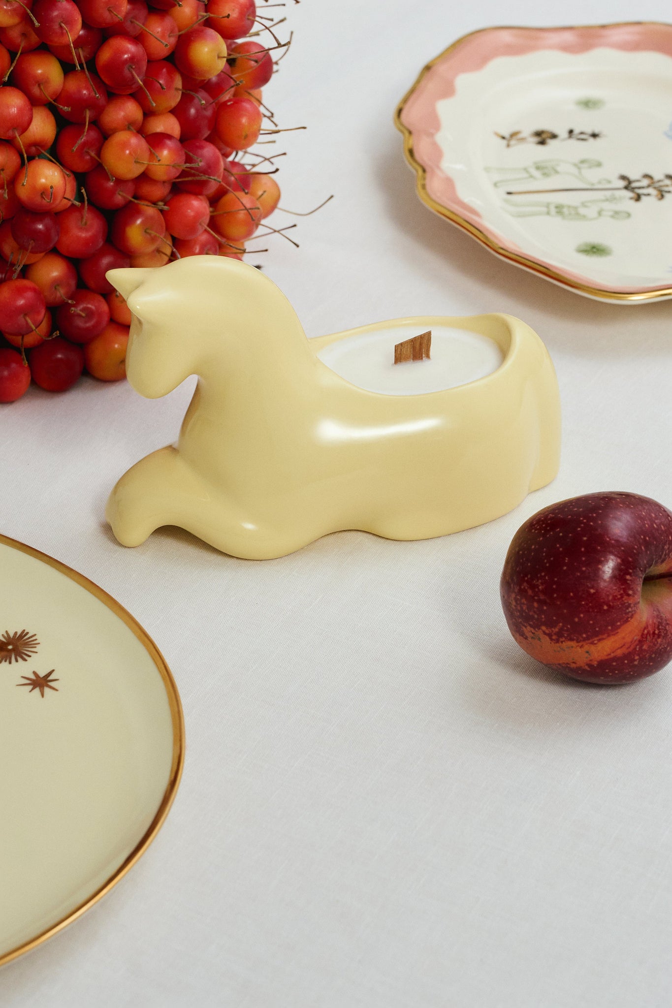 Свічка Коник жовта