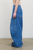 MID-RISE WIDE-LEG JEANS