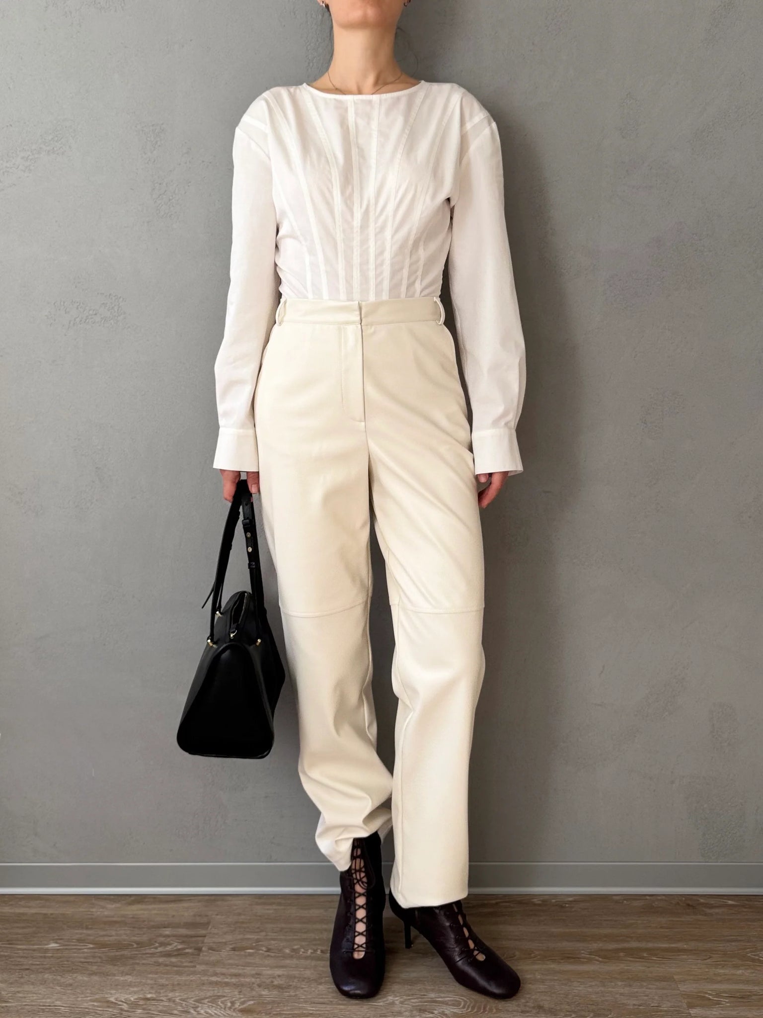 Штани з екошкіри