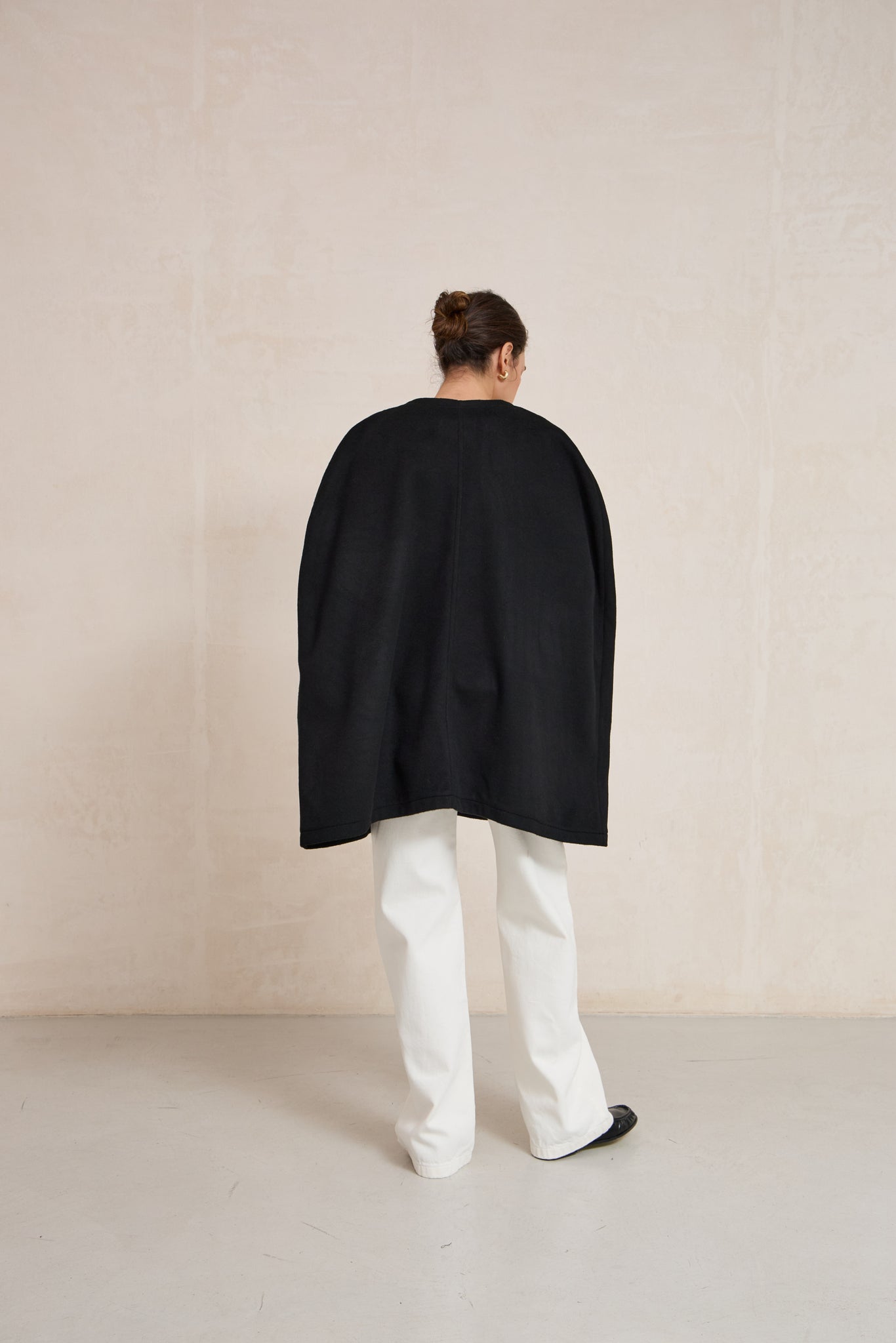 Кейп з натуральної вовни