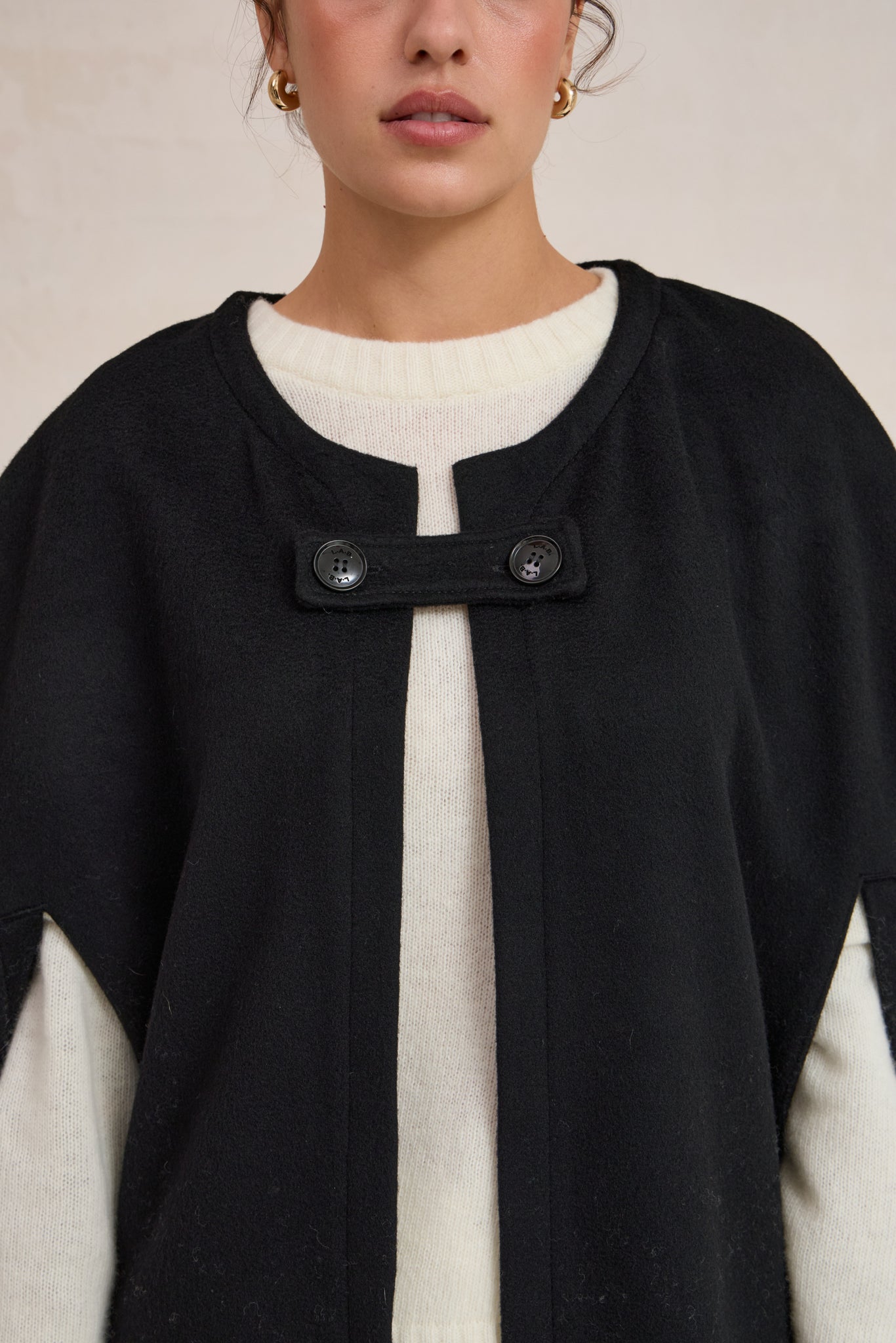 Кейп з натуральної вовни