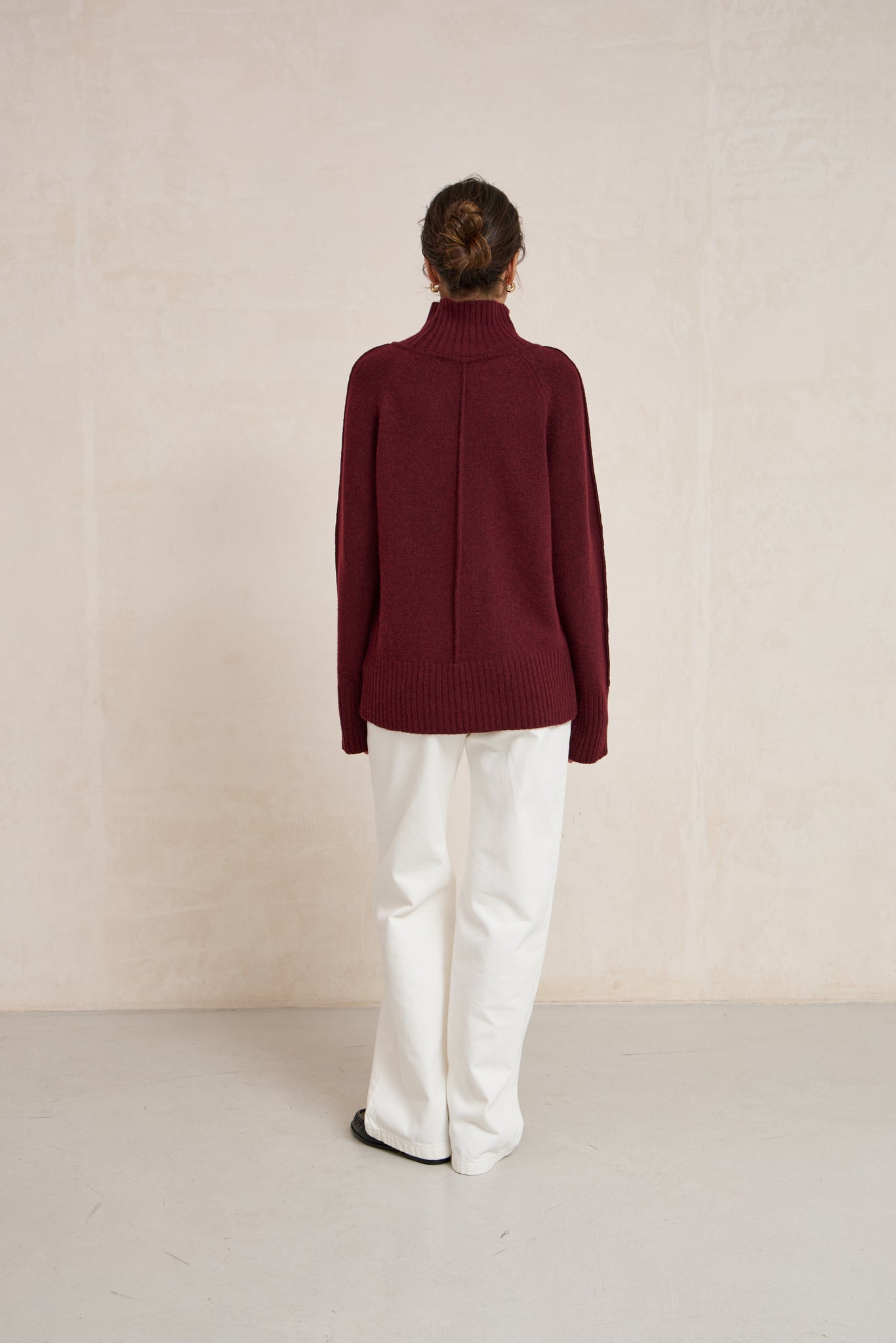 В’язаний светр з ягня