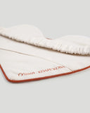 Маска, що ховає у сутінках