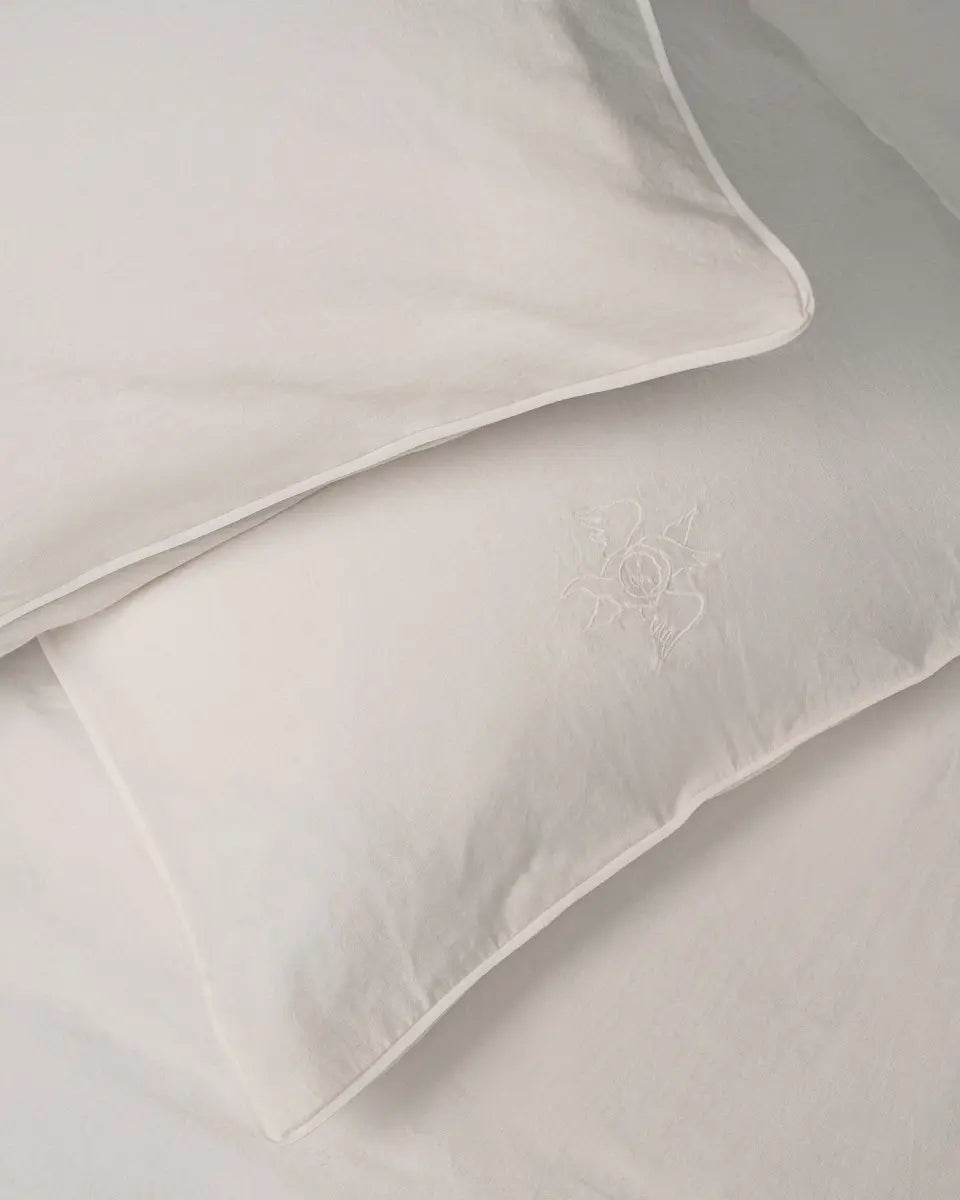 Постіль при Серафимі - молочна