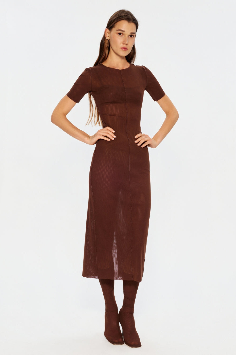 Сукня футляр з коротким рукавом