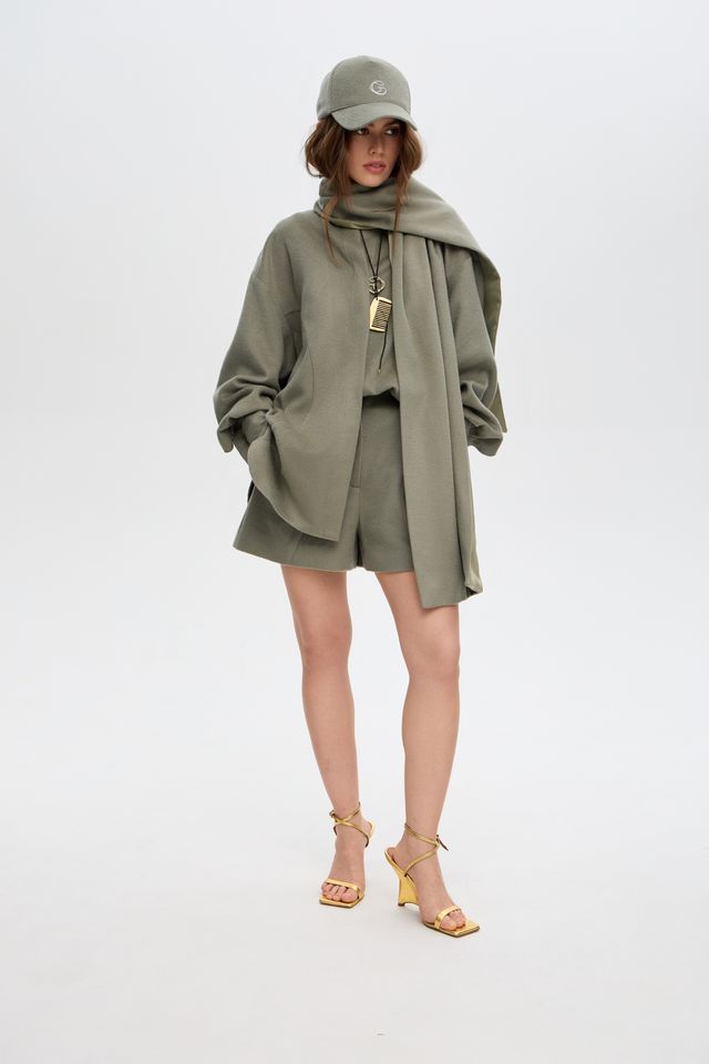 Кашемірова сорочка з шарфом