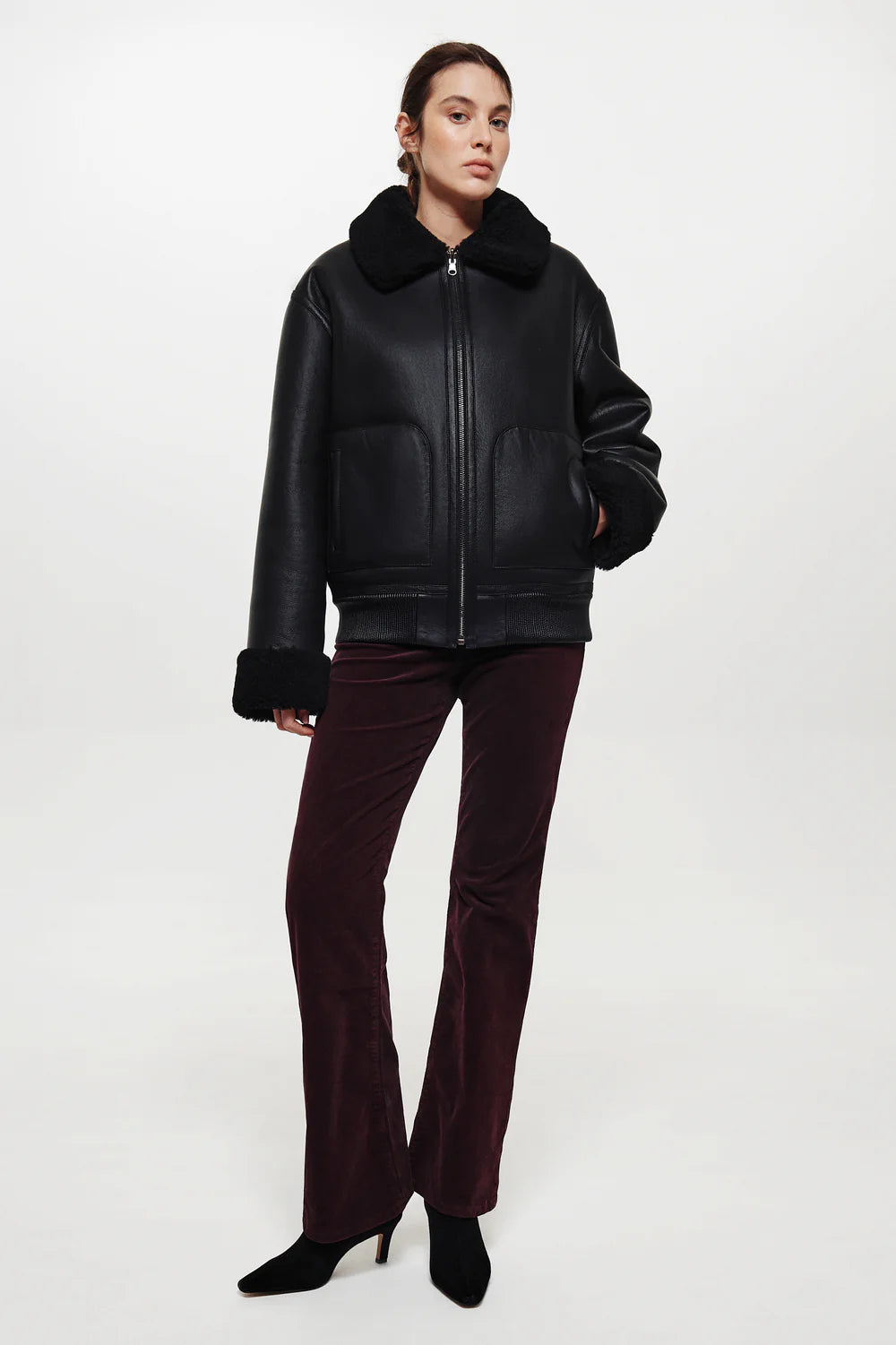 Двостороння дублянка-бомбер чорна