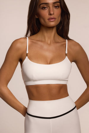 Ultimate Scoop Bra - White
