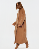 Об'ємне пальто з вовни