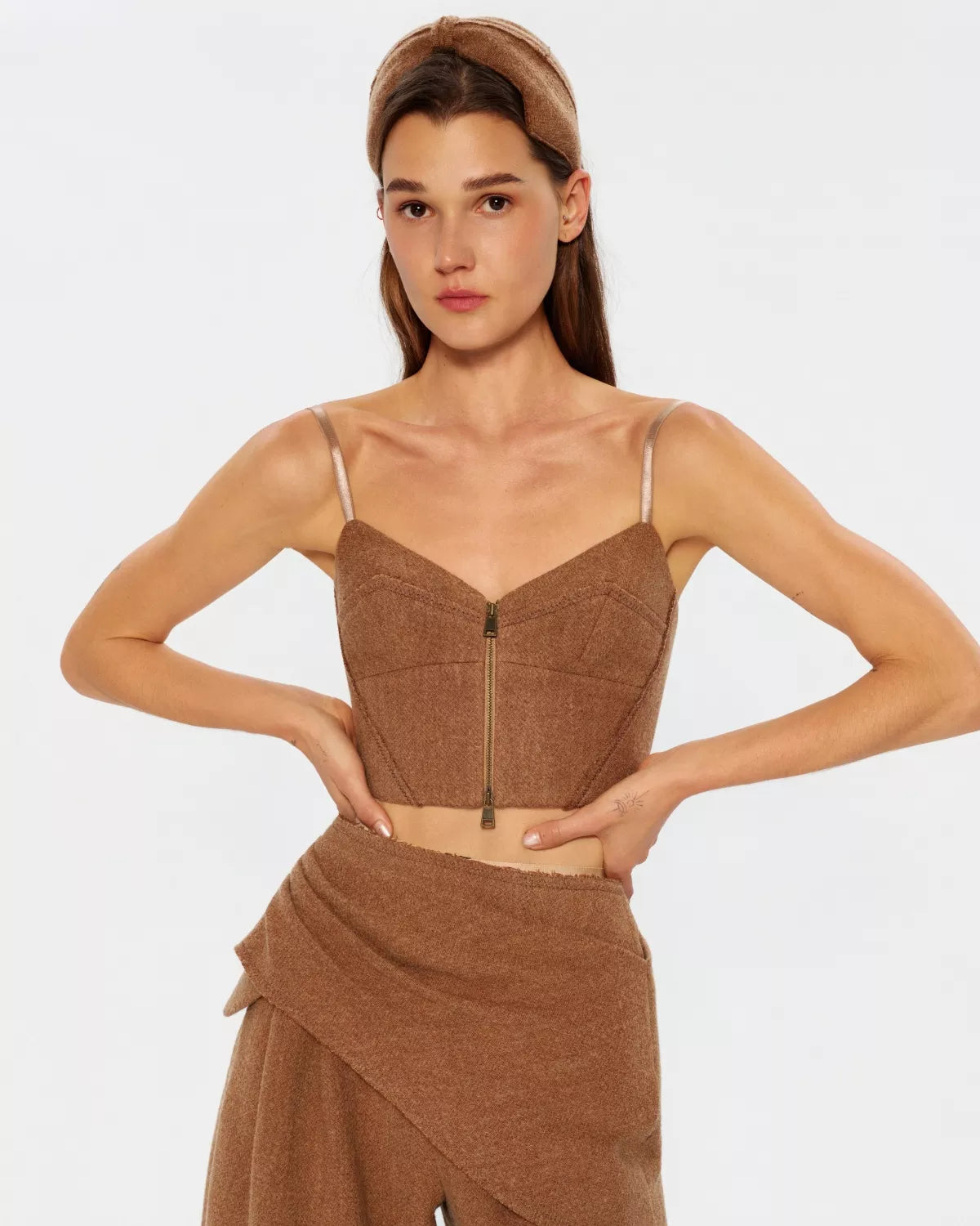 Короткий корсет з вовни